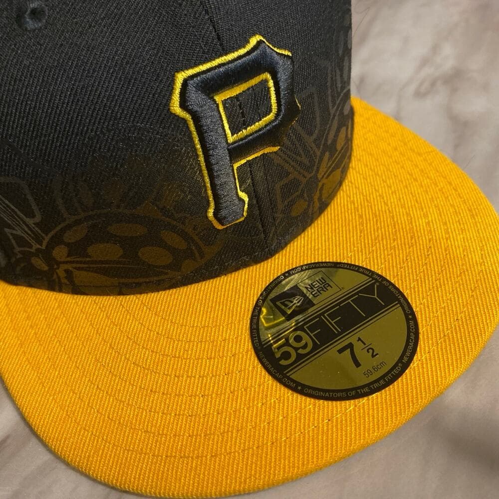 Pirates New Era Hat Size 7 1/2 Black & Yellow