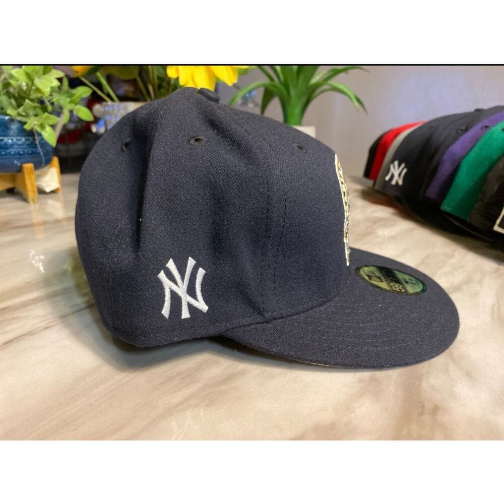 New Era Hat Size 7 5/8 Navy & Gold classic Mariano Rivera Yankee