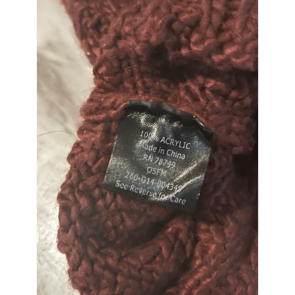 Women’s Beanie Hat burgundy