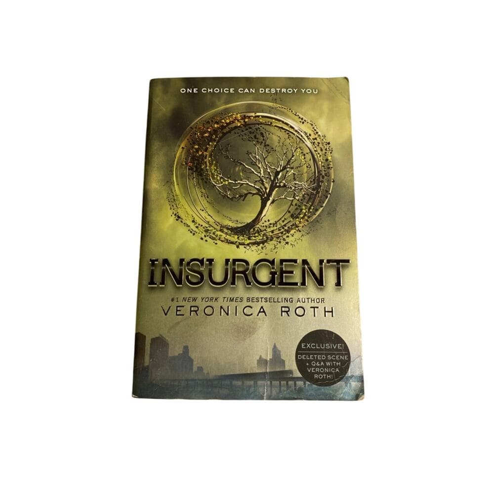 Insurgent by Veronica Roth Book