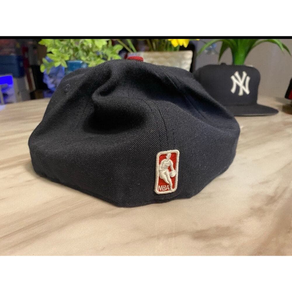 New Era 9Fifty Cleveland Cavaliers Solid Basic Size 7 5/8 BRAND NEW hat cap Cavs