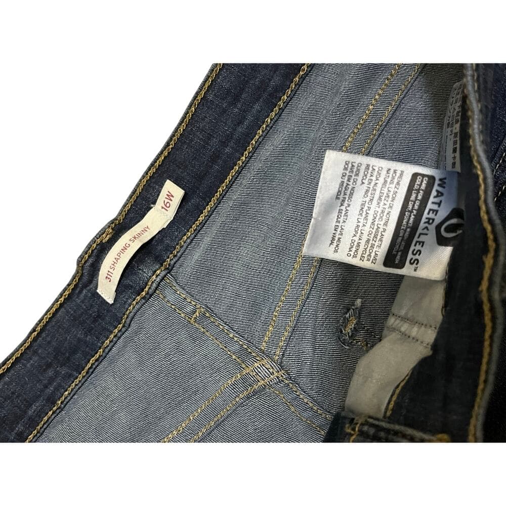 Levi’s Women’s Jean’s Size 16 W