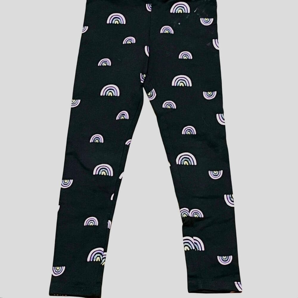 H & M kids Leggings With Rainbow On Them Size 5T