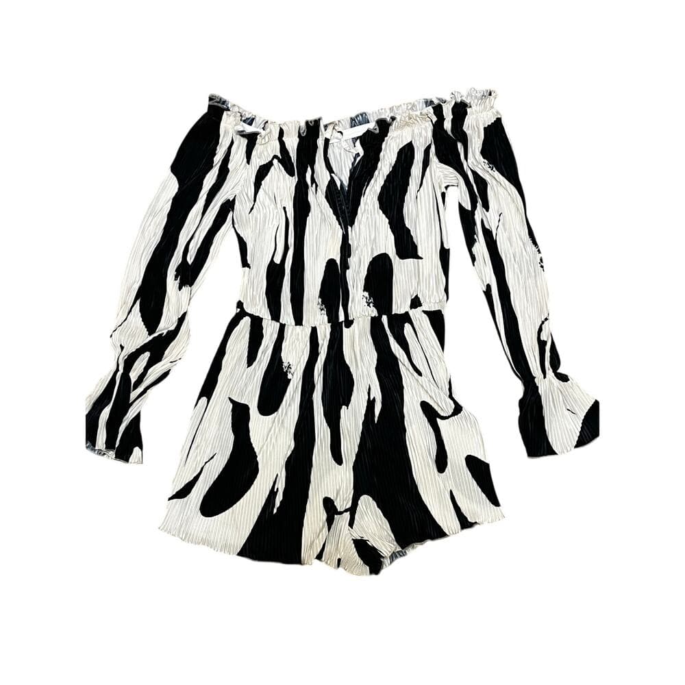 SHEIN Women’s Black & White Dress With Short Attach to them Size OXL