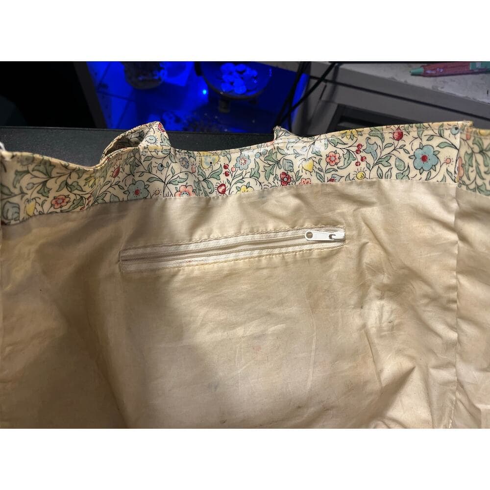 Women’s Bag 15” W X 11” L