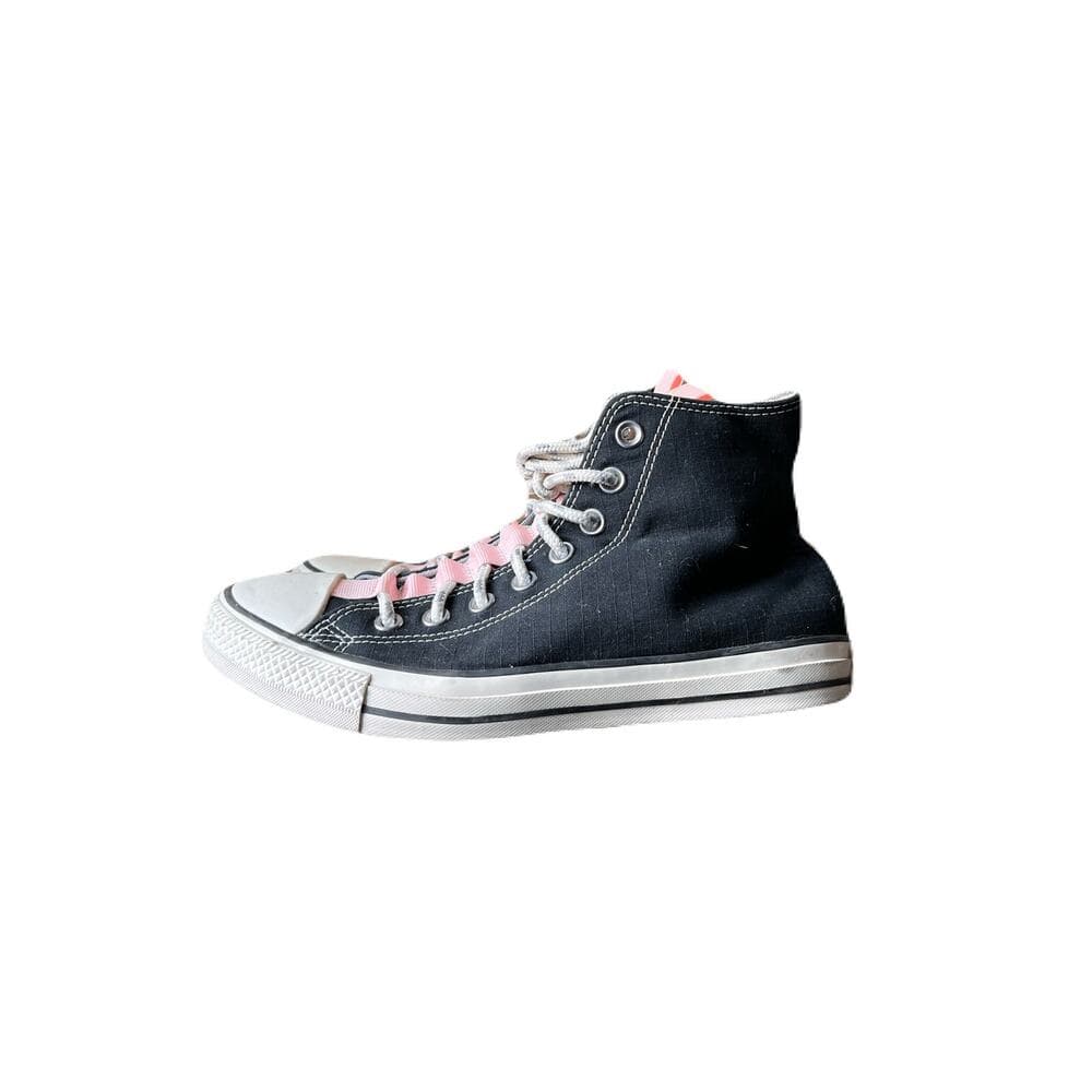 Converse Chuck Taylor All Star sneakers in black & pink Size 9.5