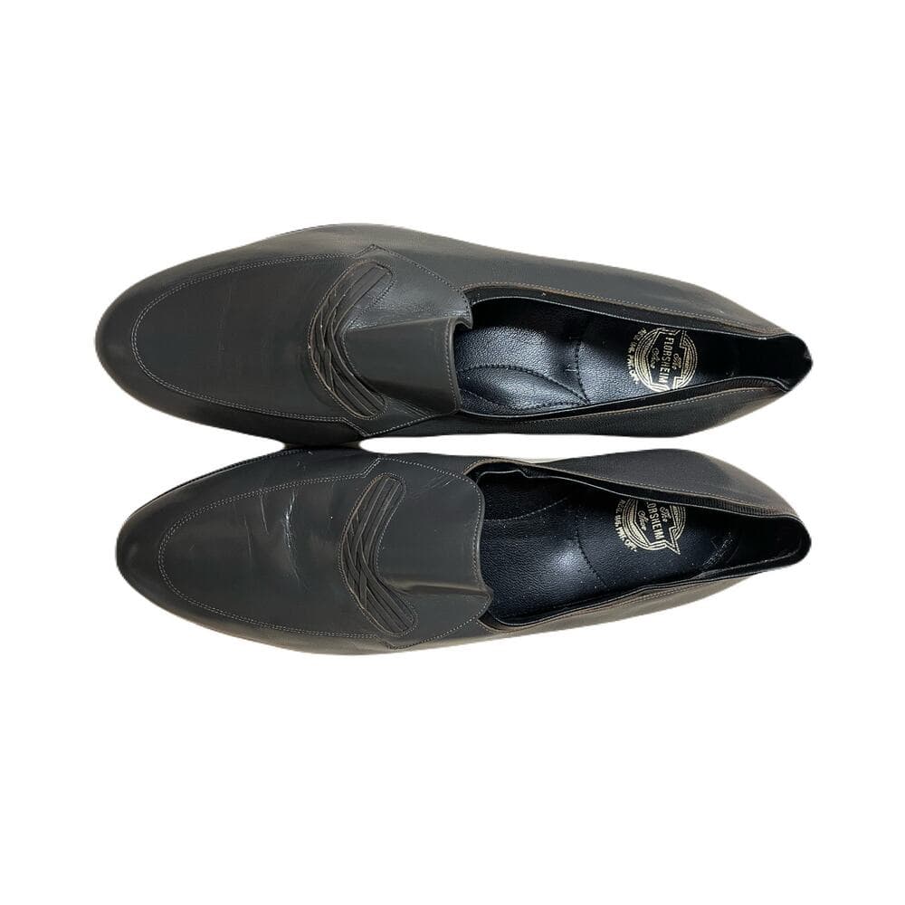 The Florsheim Shoe Men’s Shoe’s Size 9 In Mint Condition Gray