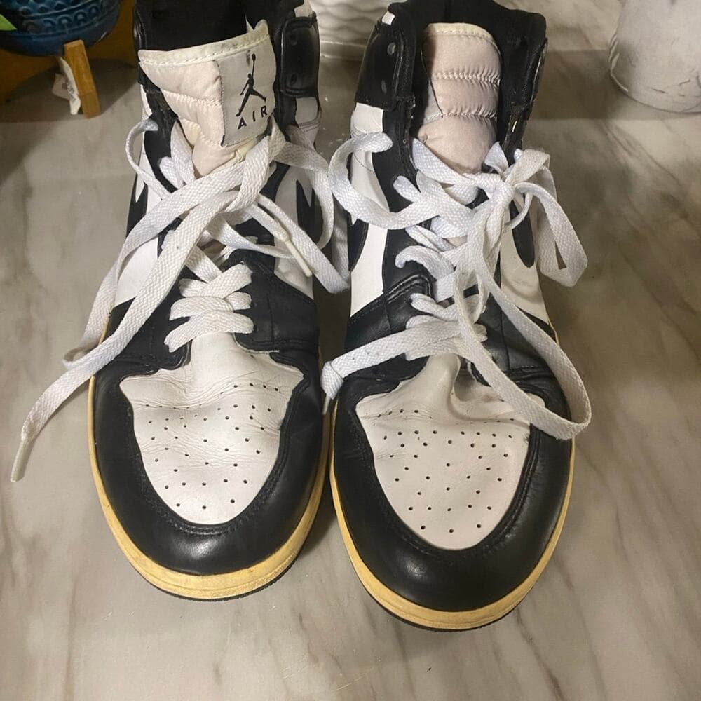 Jordan 1 high size 10 sneakers