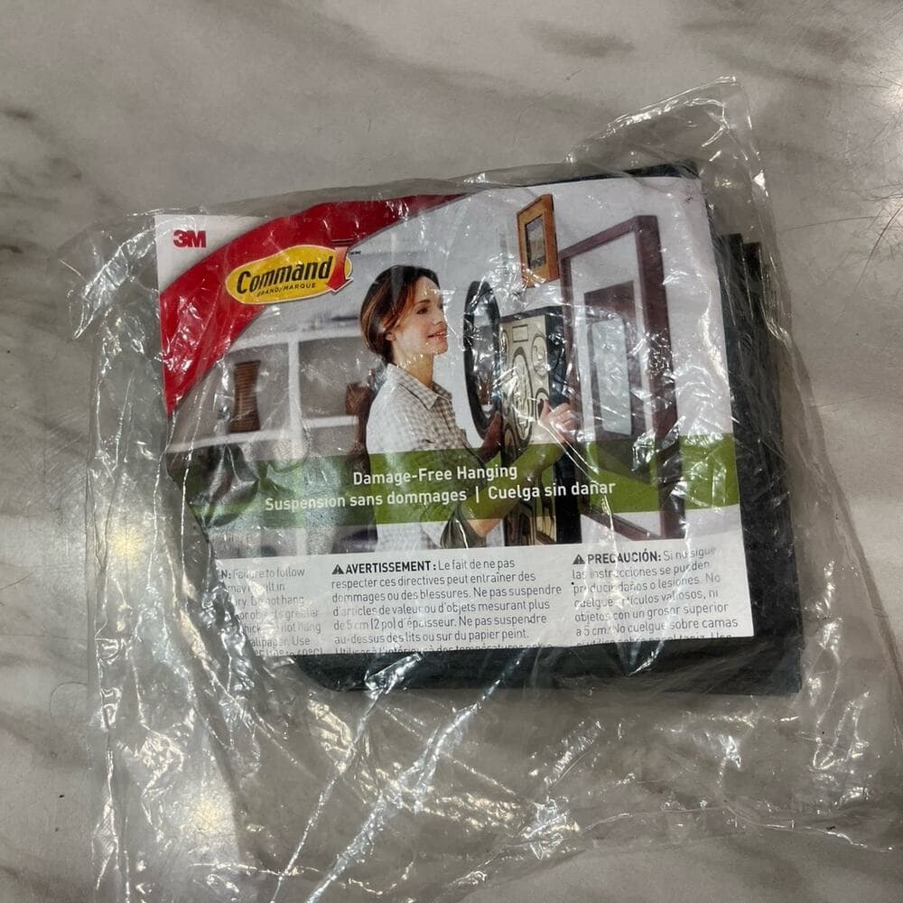Picture Hanging Strips Heavy Duty, 8 Pairs(32 Strips)