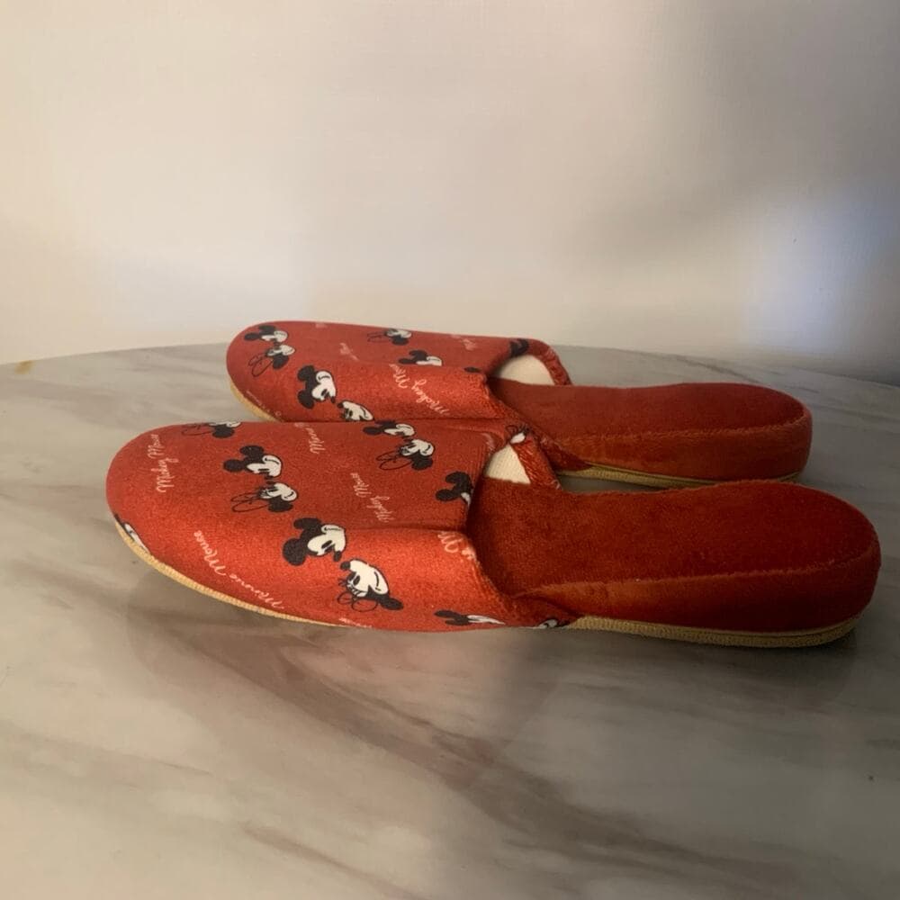 Mickey Mouse Slippers Size 5-7