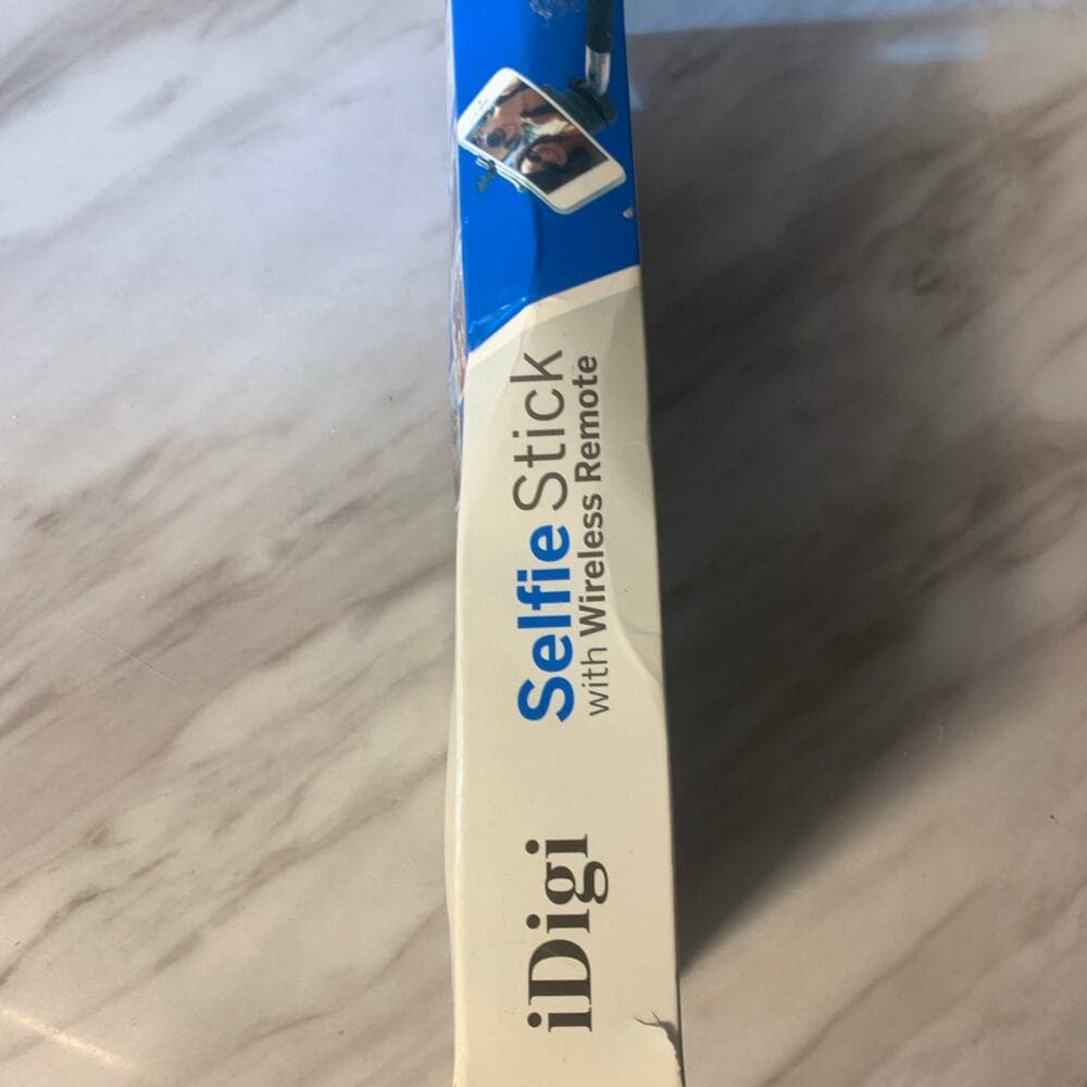 Selfie Stick With Wireless remote
