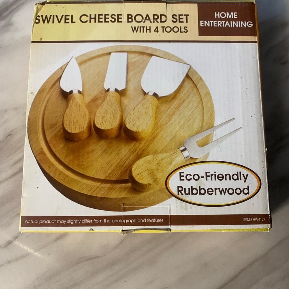 Swivel Chessse Board Set With 4 Tools