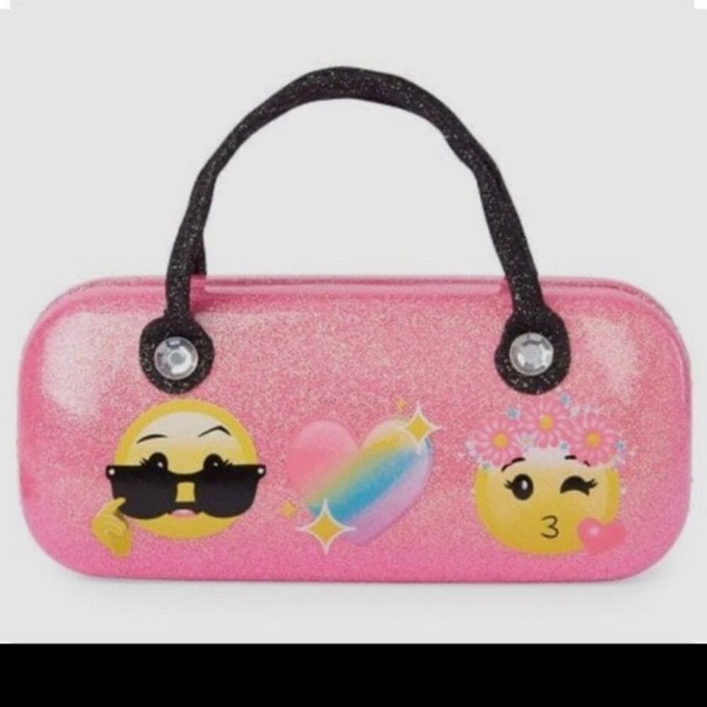 sun glasses case with sunglasses
