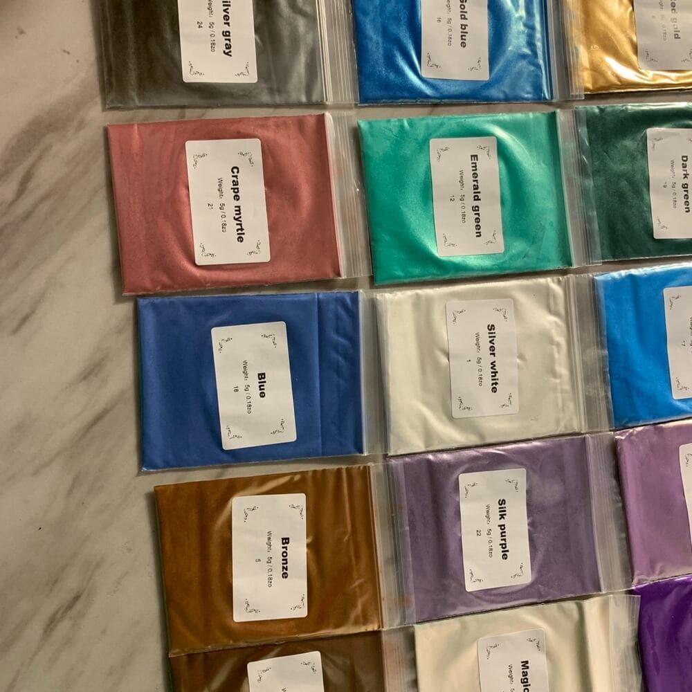24 Colour Mica Poweder