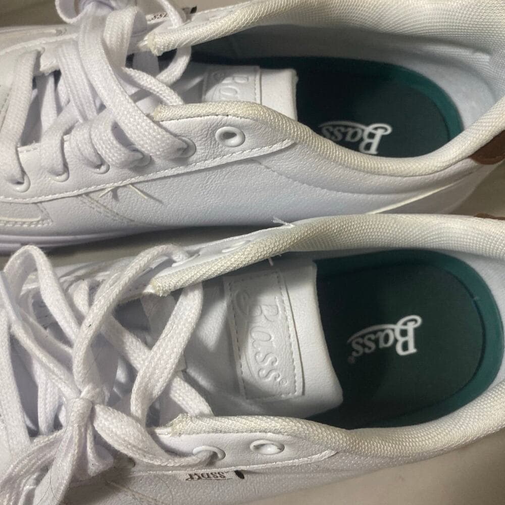 Bass Sneakers