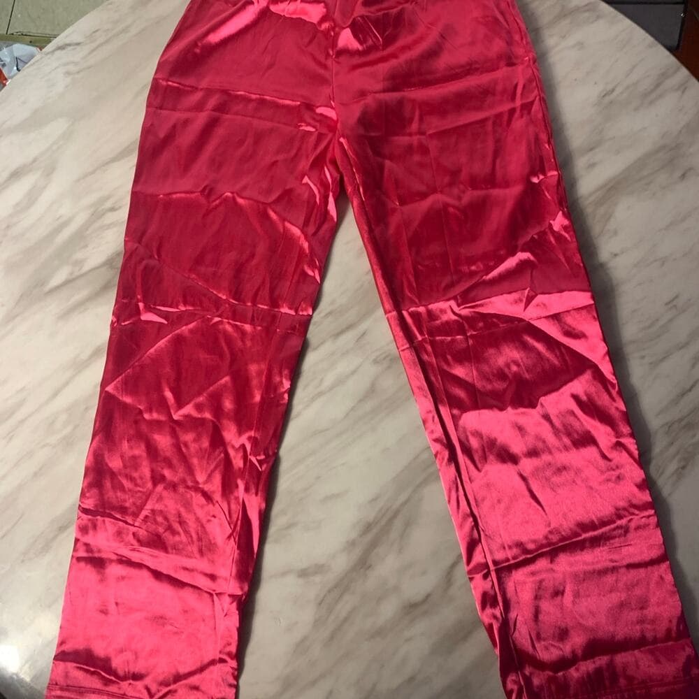 Pink woman’s Pants Size Small