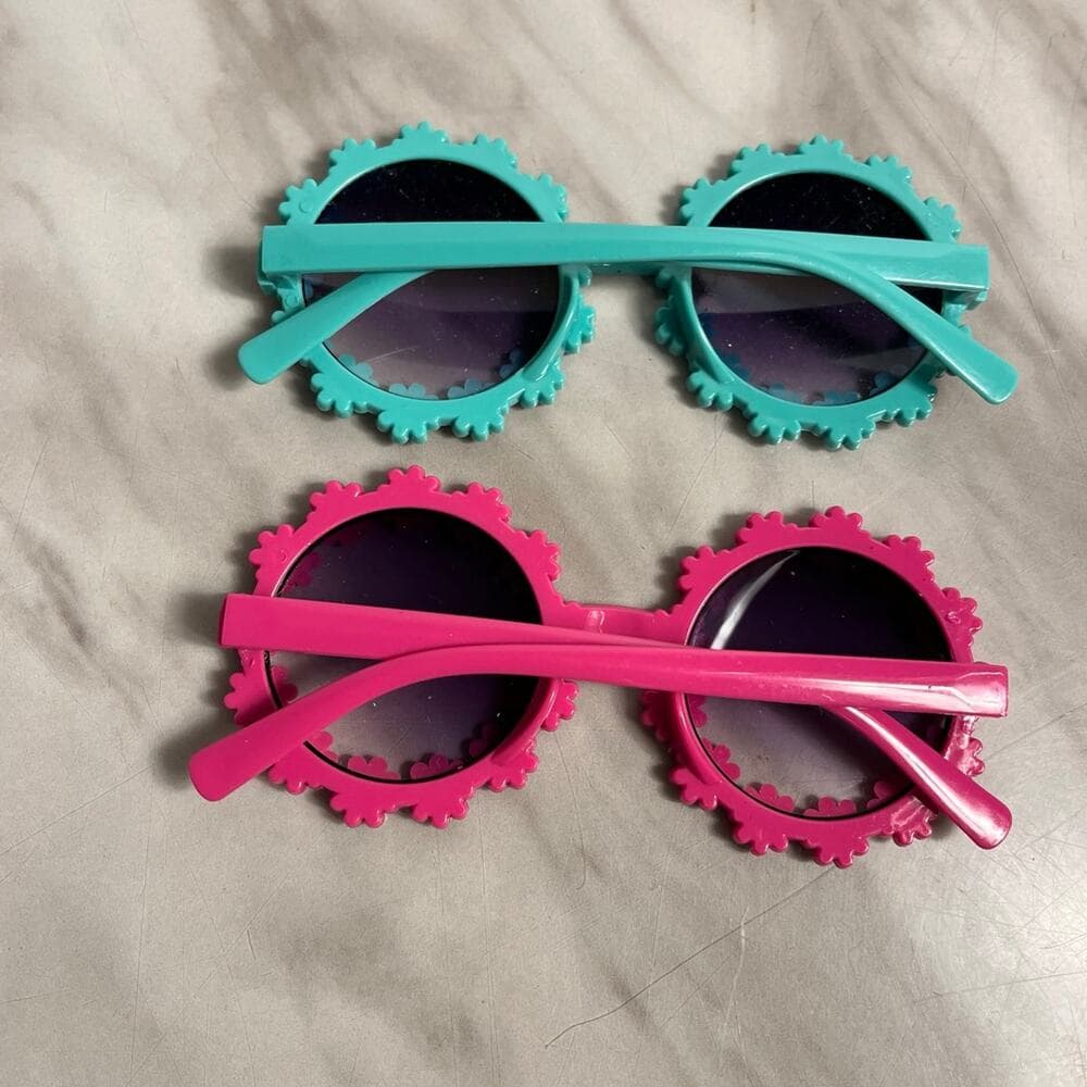 2 set of Kids Sunglasses