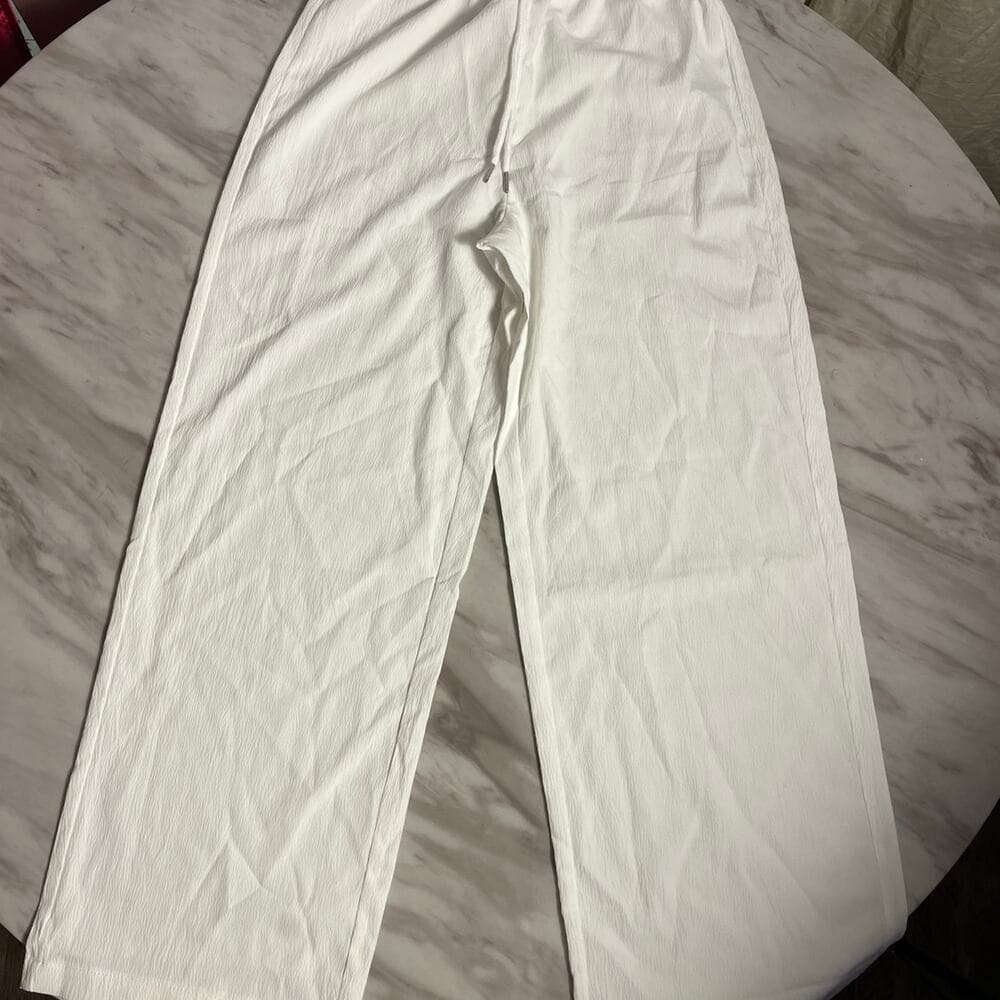 SHEIN White Women’s Pants Size Petite Medium