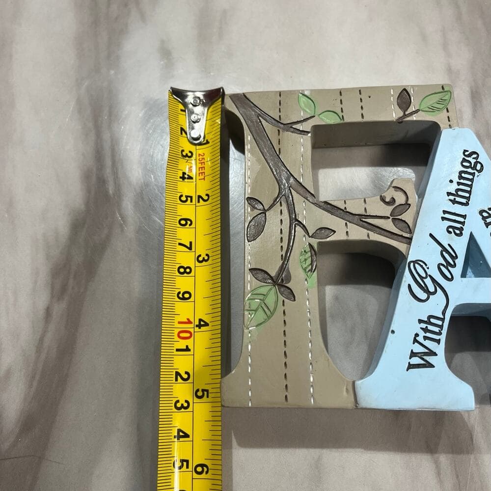Faith Stand Up Decoration