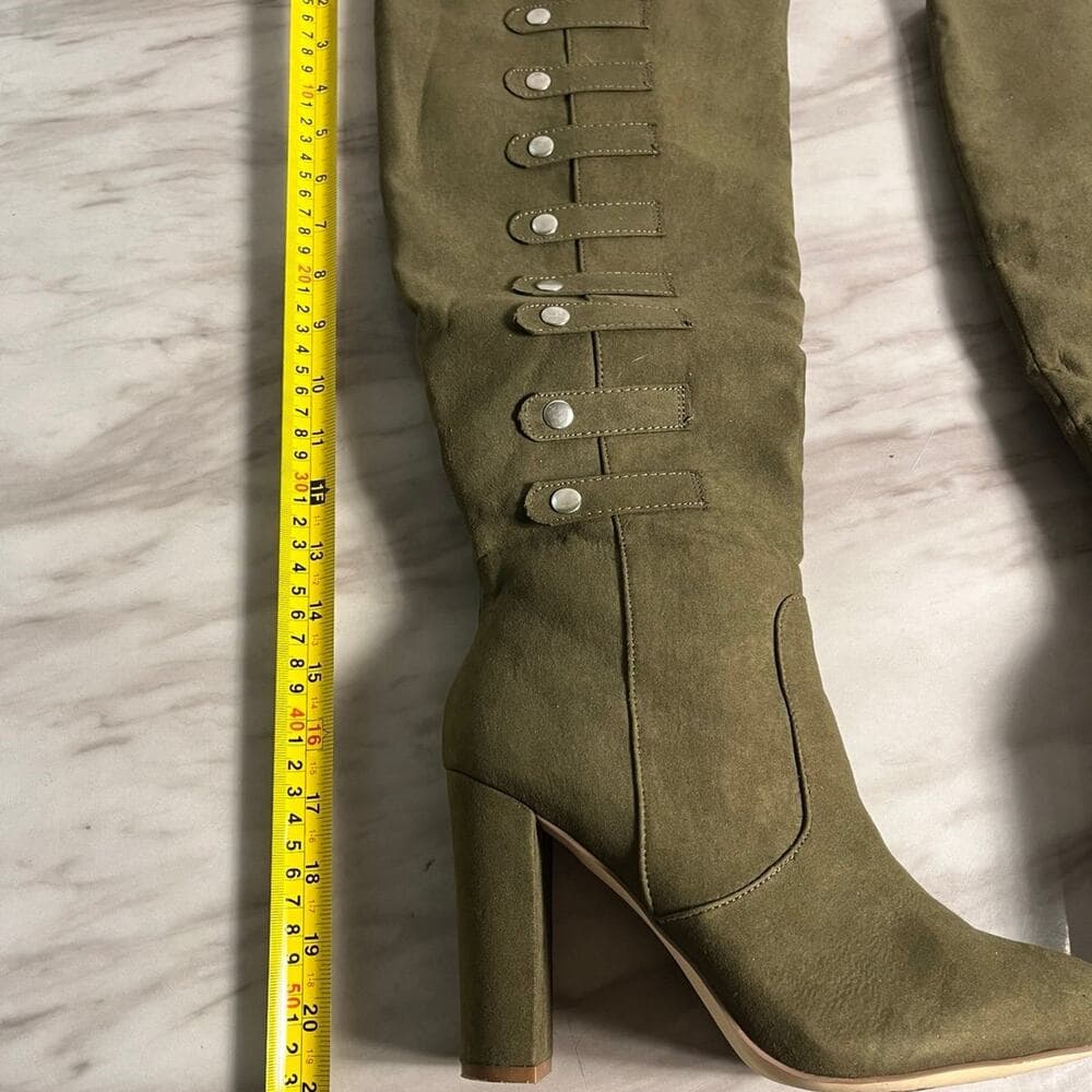 Long women’s Boots Size 8.5