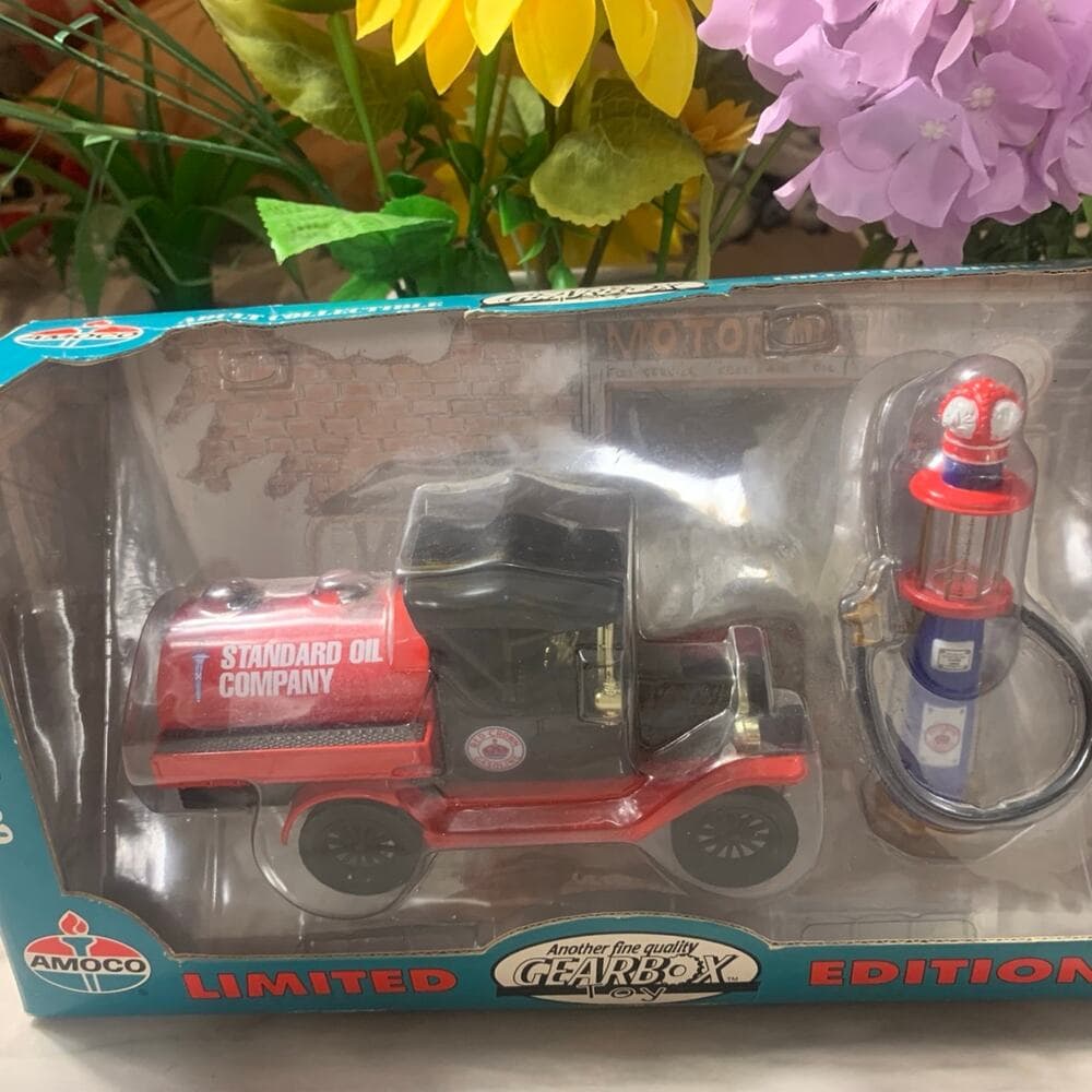 Gearboy Toy 1918 Ford Model T Runabout Limited Edition