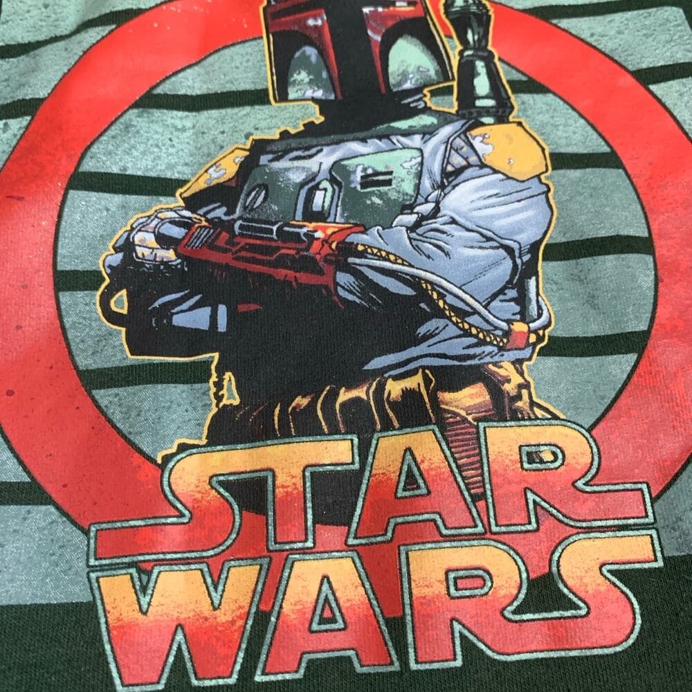 Star war sweater size medium