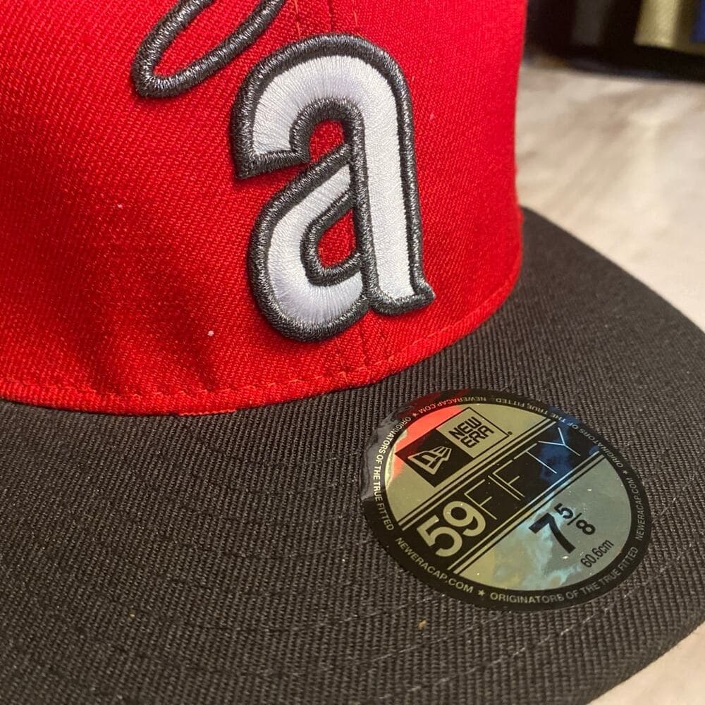 New Era Hat Size 7 5/8