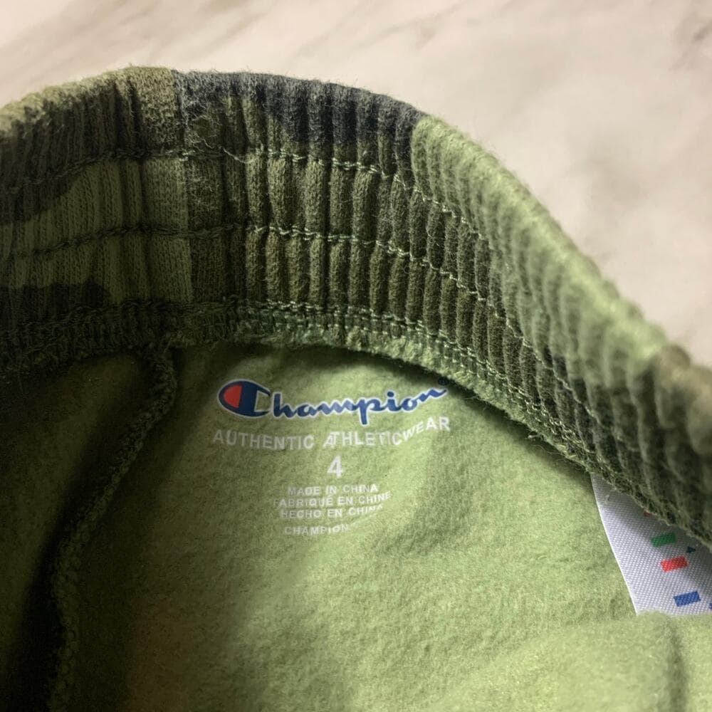Champion sweat pants size 4T