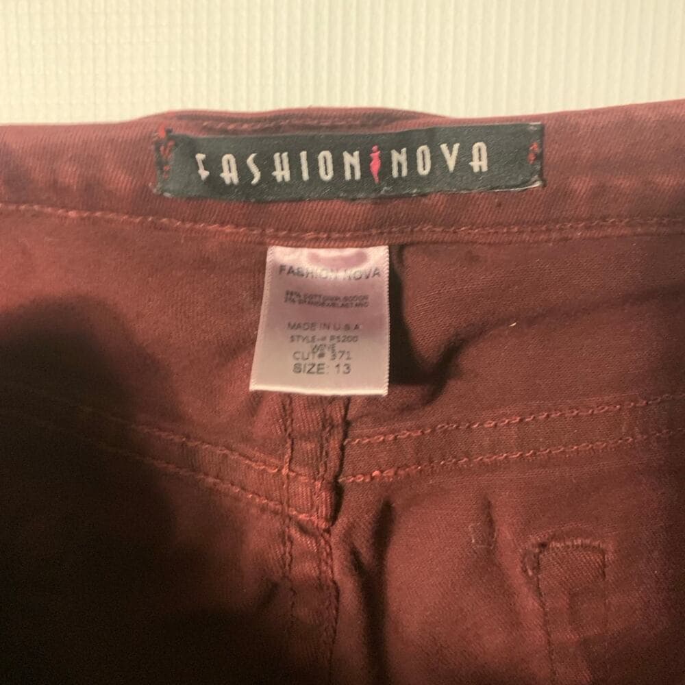 Fashion Nova Womens pants Size 13