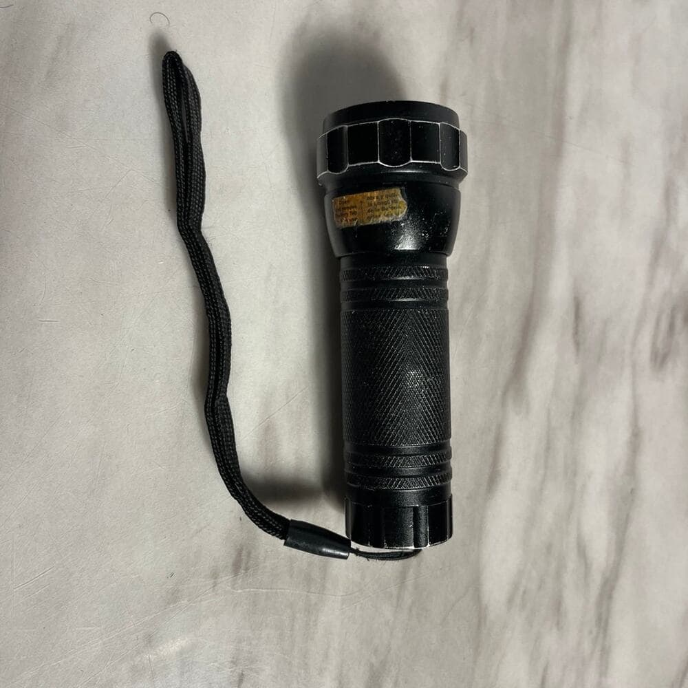 Defiant Mini Flashlight