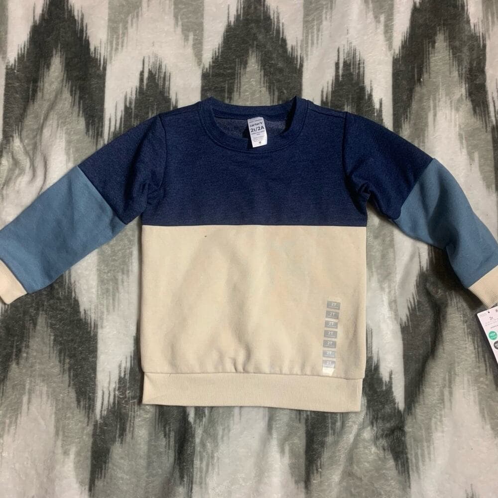 Carter’s boy sweater 2T