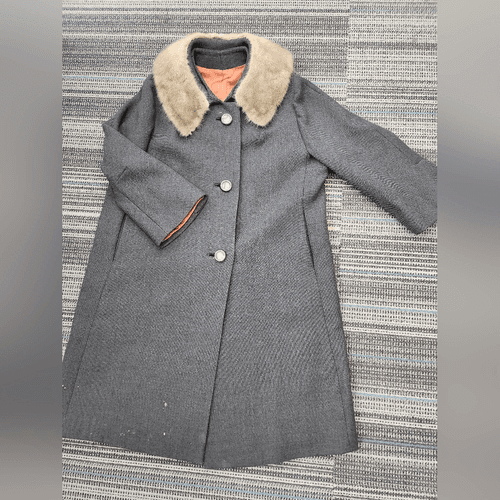 Vintage ILGWU Union Made 1960s Fur Collar Blue Chunky Button Mod Ladies Jacket