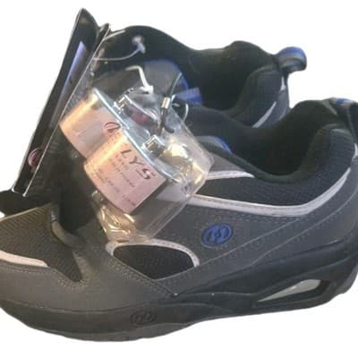 New Heelys Sneakers 7171 Boys Girls Skating Fun Outdoor With Accessories Size 4