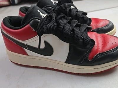 Jordan Shoes Boys 5.5 Y Black White Red Air Jordan 1 Low Bred Toe