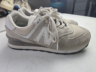 New Balance Shoe 574 Size 8 Core Classic Sneakers Qc574EVW Nimbus Cloud