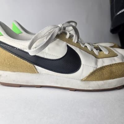 Nike Daybreak Wheat Phantom Scream Green Women's Size 9.5 CK2351-700