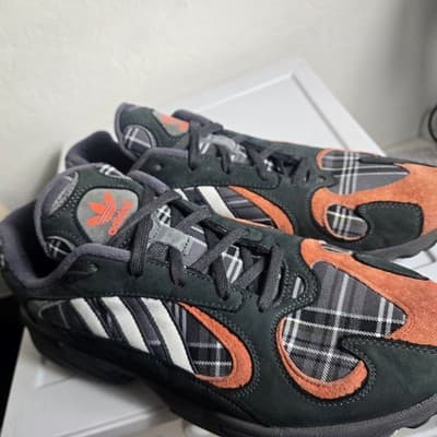 Adidas Yung-1 PLAID Solid Grey Orange EF3967 Yung 1 Mens Sz 11 Running Shoes