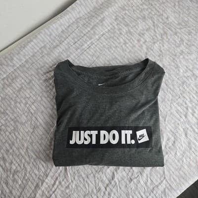 Vintage Nike Just Do It Gray T-Shirt Size 3xl Nike Gray Tag Y2K
