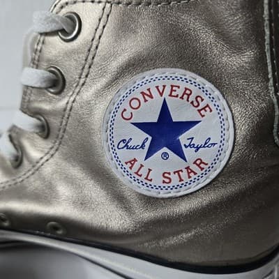 Converse Chuck Taylor Hi Top Sneaker All Star Shiny Gold Girl’s Size 8