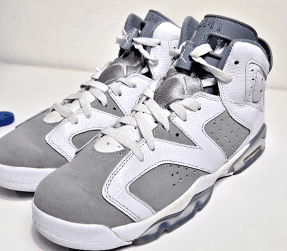 Nike Air Jordan 6 Retro Cool Grey size 6Y White Gray Sneakers
