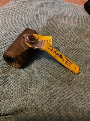 3 NOS Apollo Conbraco Bronze Ball Valve USA NPT Threaded 600 WO 1 1/8”