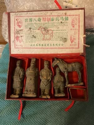 Qin Dynasty TerraCotta Warrior Collectible Statuette Set Original Box Souvenir❤️