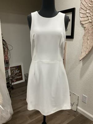 $148 French Connection Women's White Sleeveless Halter Whisper Mini Dress US 10