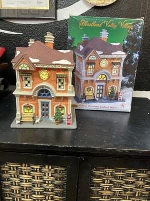 O'well Heartland Valley Village 1st Savings and Loans Bank Christmas Village