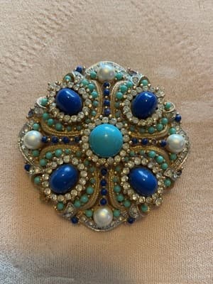 Vintage Goldtone Brooch With Cabashon, Blue Turquoise, Pearls & Crystals NOS