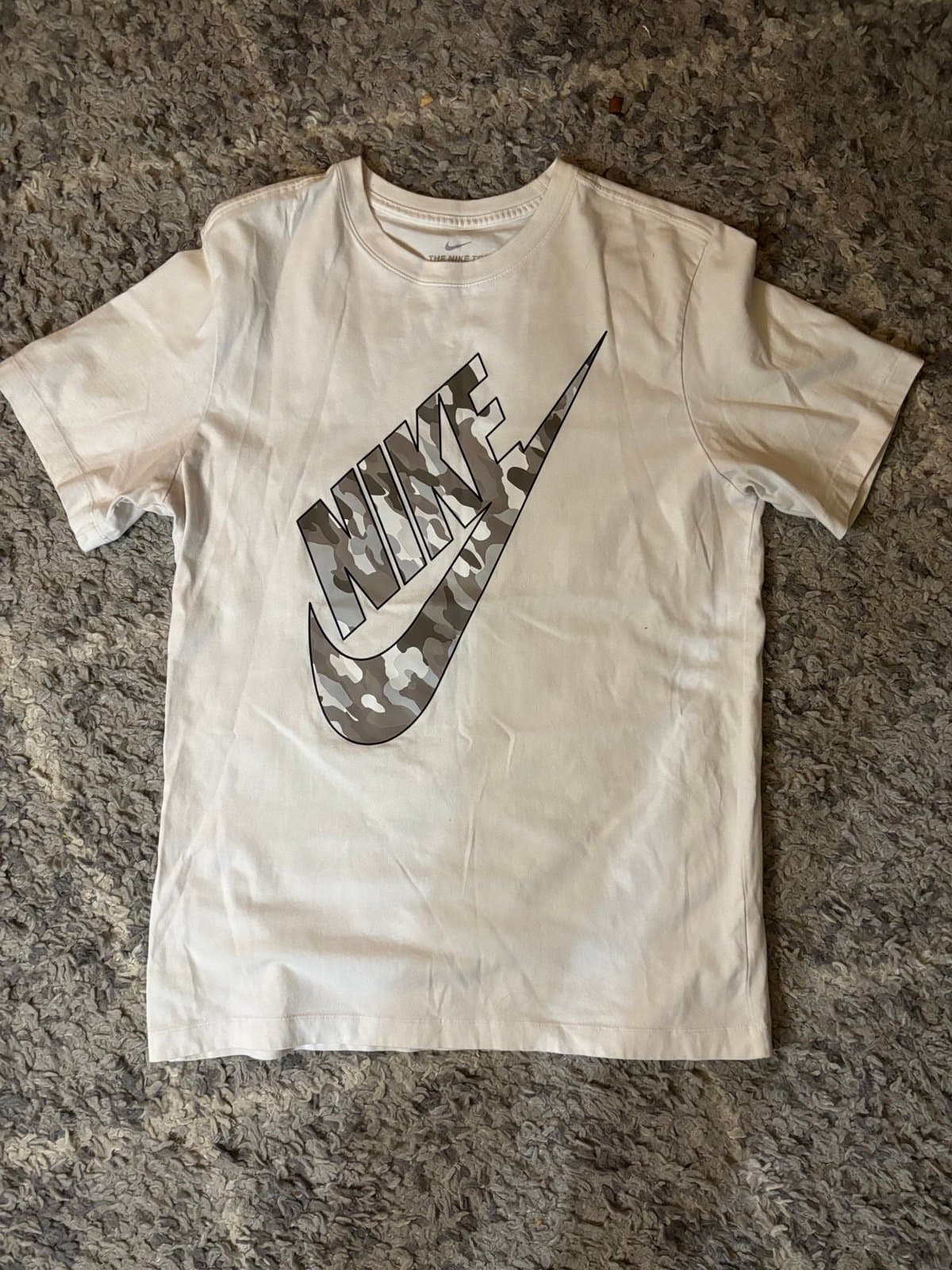 Nike shirt