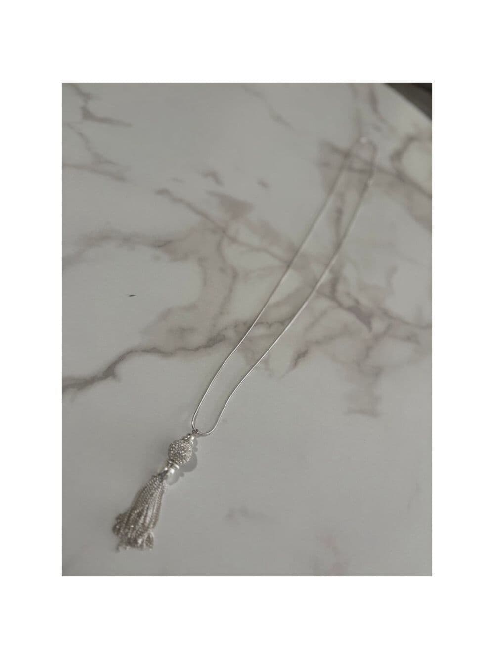 Nine West necklace Long Tassel Pendant