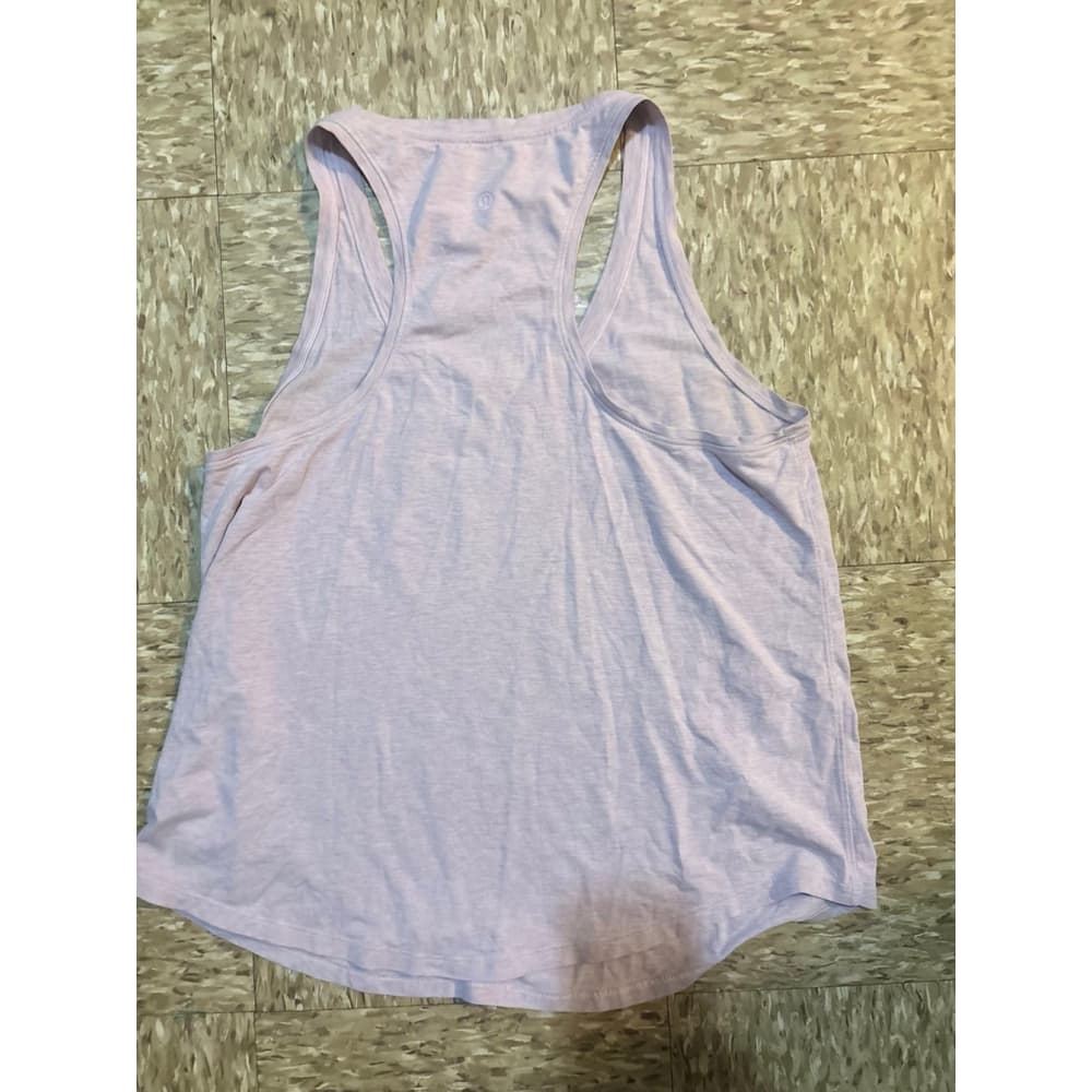 Lululemon tshirt