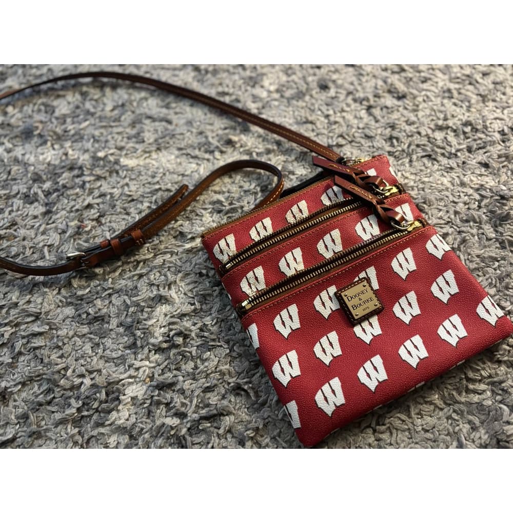 Wisconsin Badgers crossbody bag