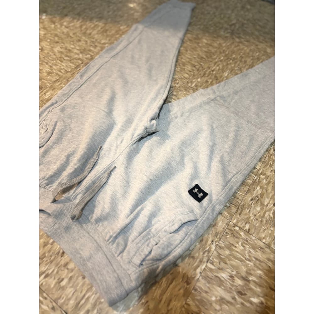 Under Armour sweats